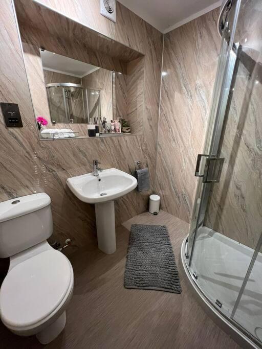 Delightful, Central 3 Bedroom House With Garden & Free Parking Inverness Kültér fotó