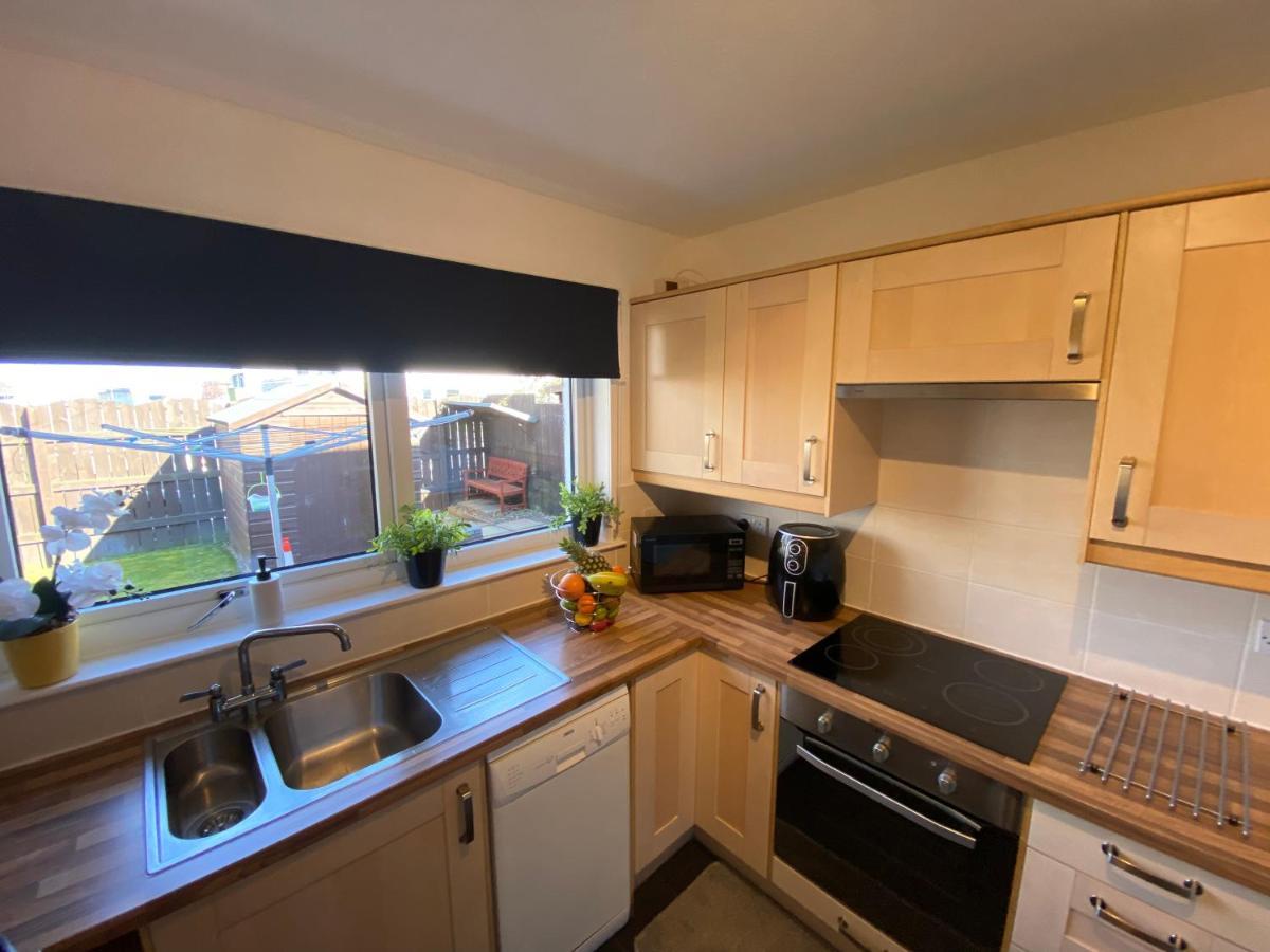 Delightful, Central 3 Bedroom House With Garden & Free Parking Inverness Kültér fotó